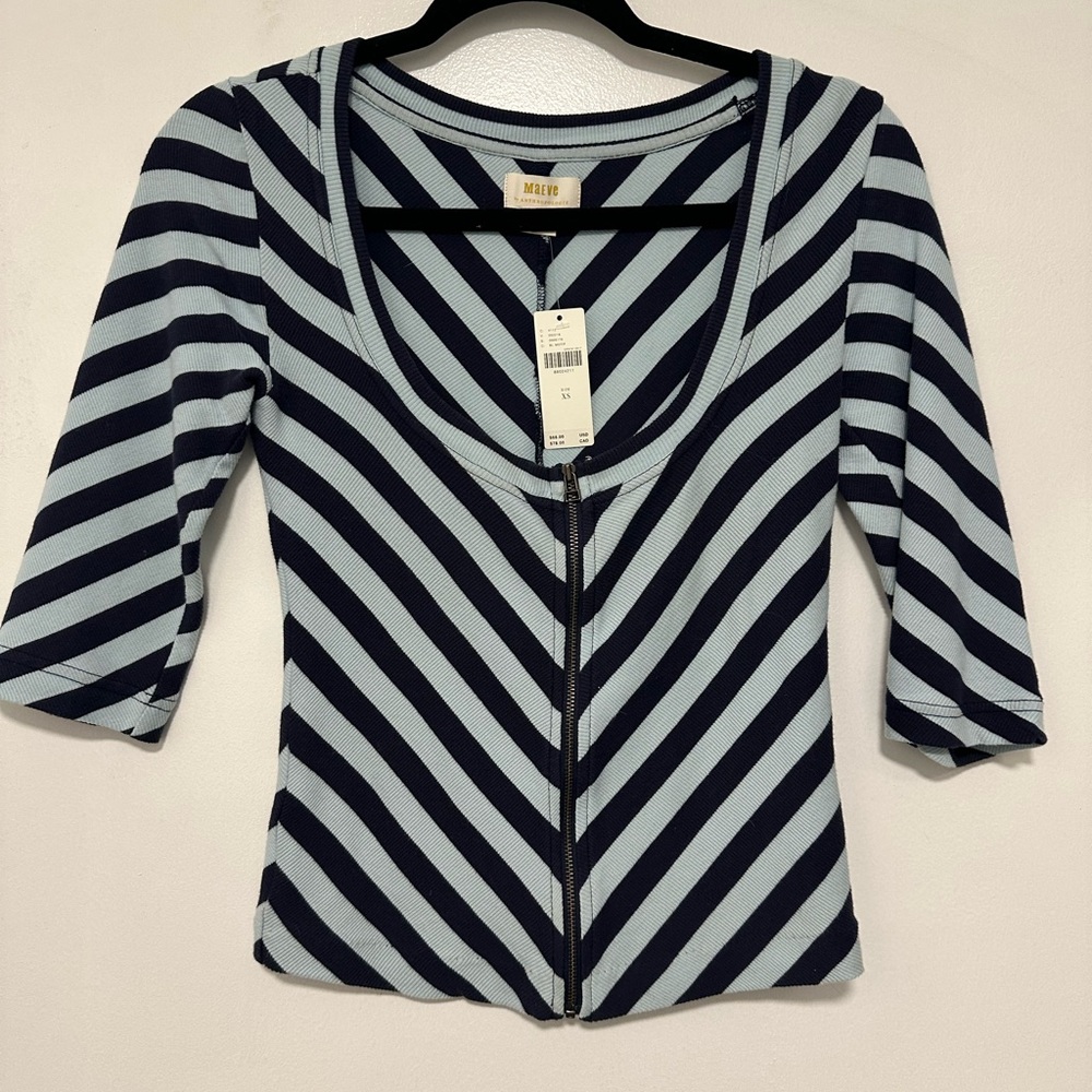 Mauve Top - NWT xs